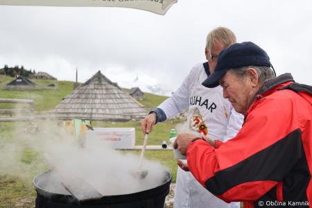 Praznovanje ob vstopu v 95. sezono bajtarstva (47)